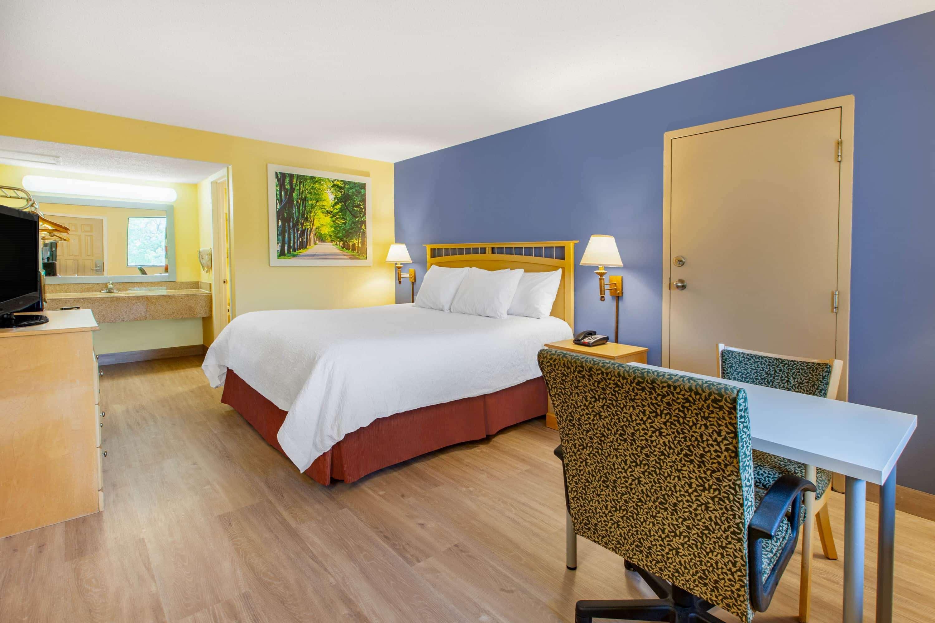 Days Inn By Wyndham Grantville Dış mekan fotoğraf