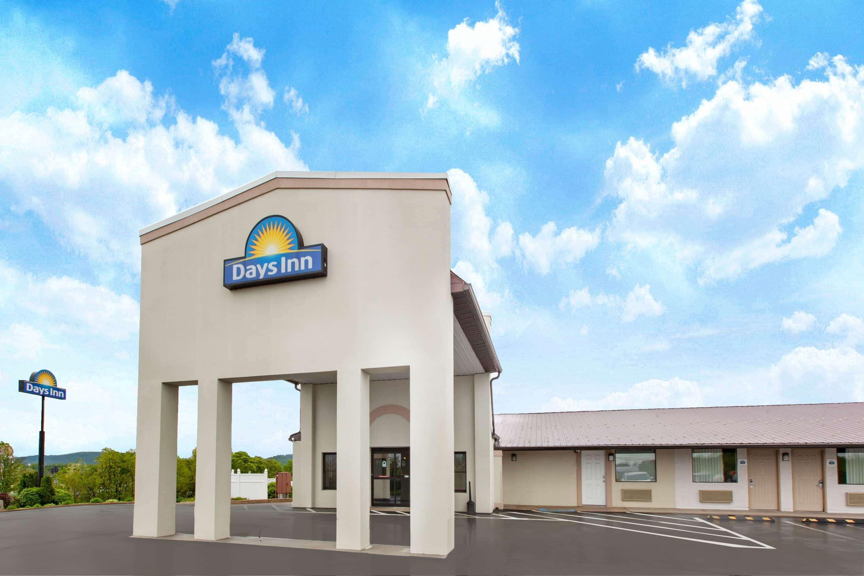 Days Inn By Wyndham Grantville Dış mekan fotoğraf