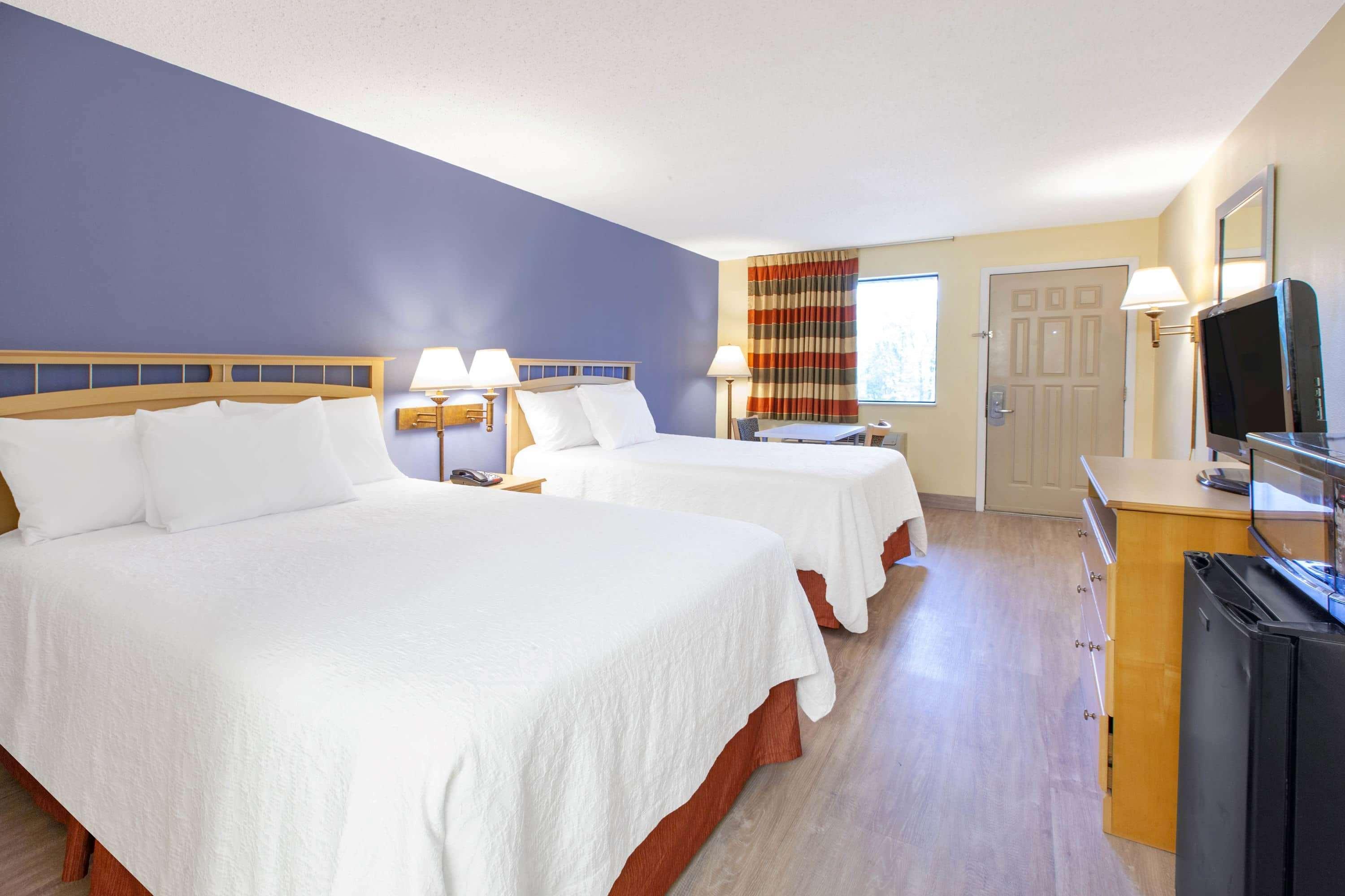 Days Inn By Wyndham Grantville Dış mekan fotoğraf