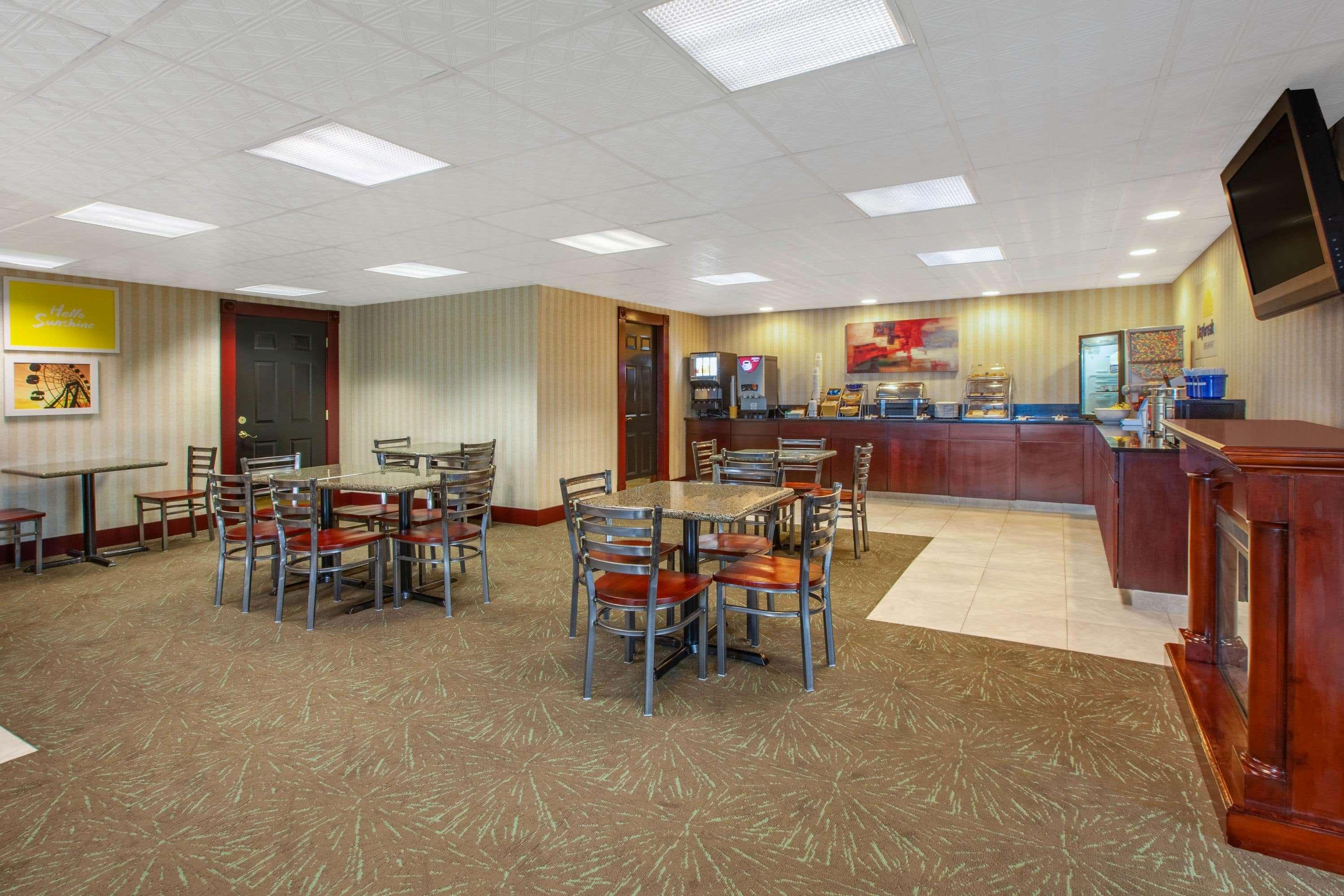Days Inn By Wyndham Grantville Dış mekan fotoğraf